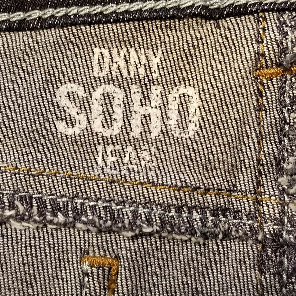 DKNY SOHO Straight Leg Jeans - Picture 7 of 12